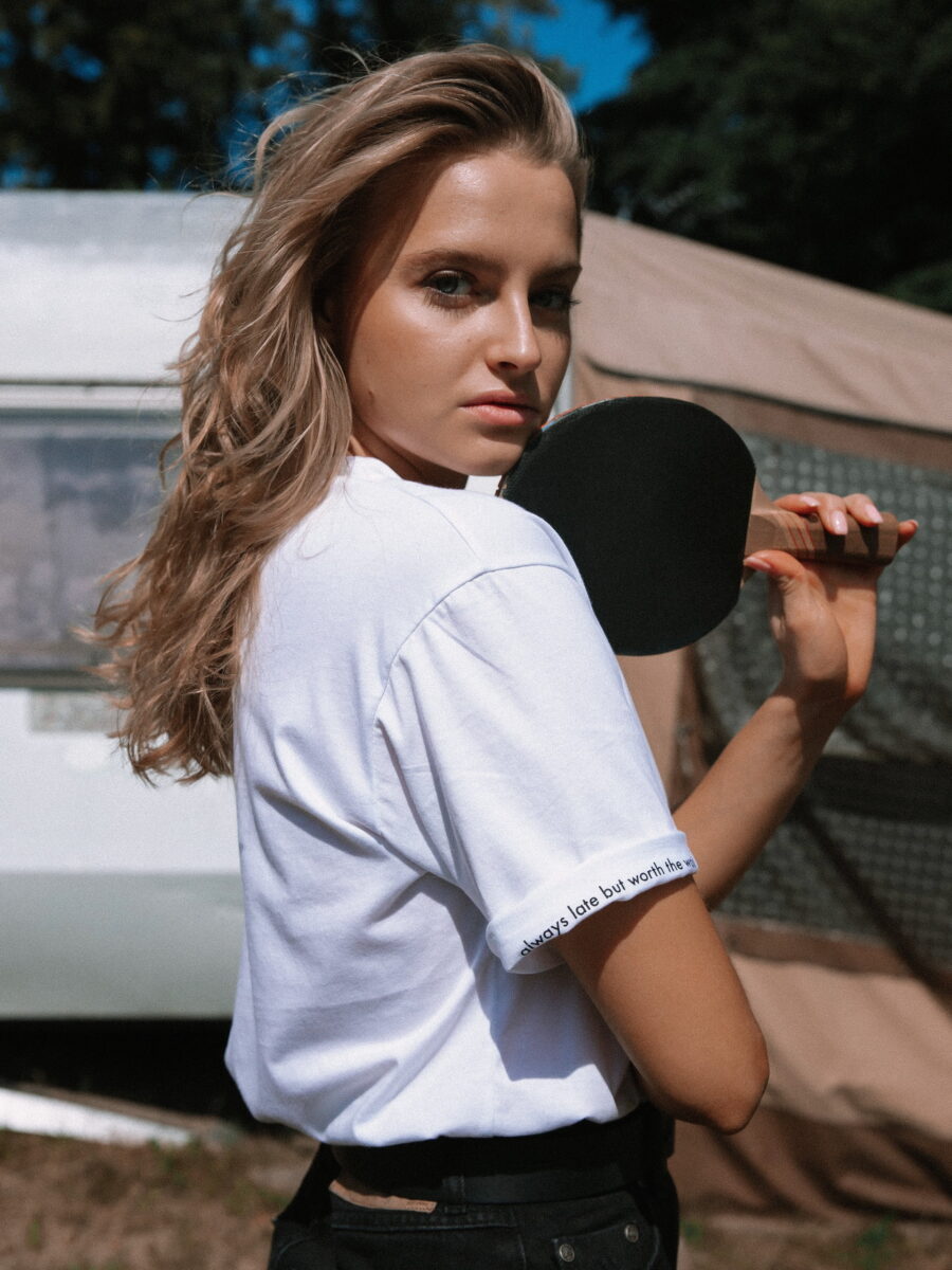 T-shirt oversize / always late - obrazek 10